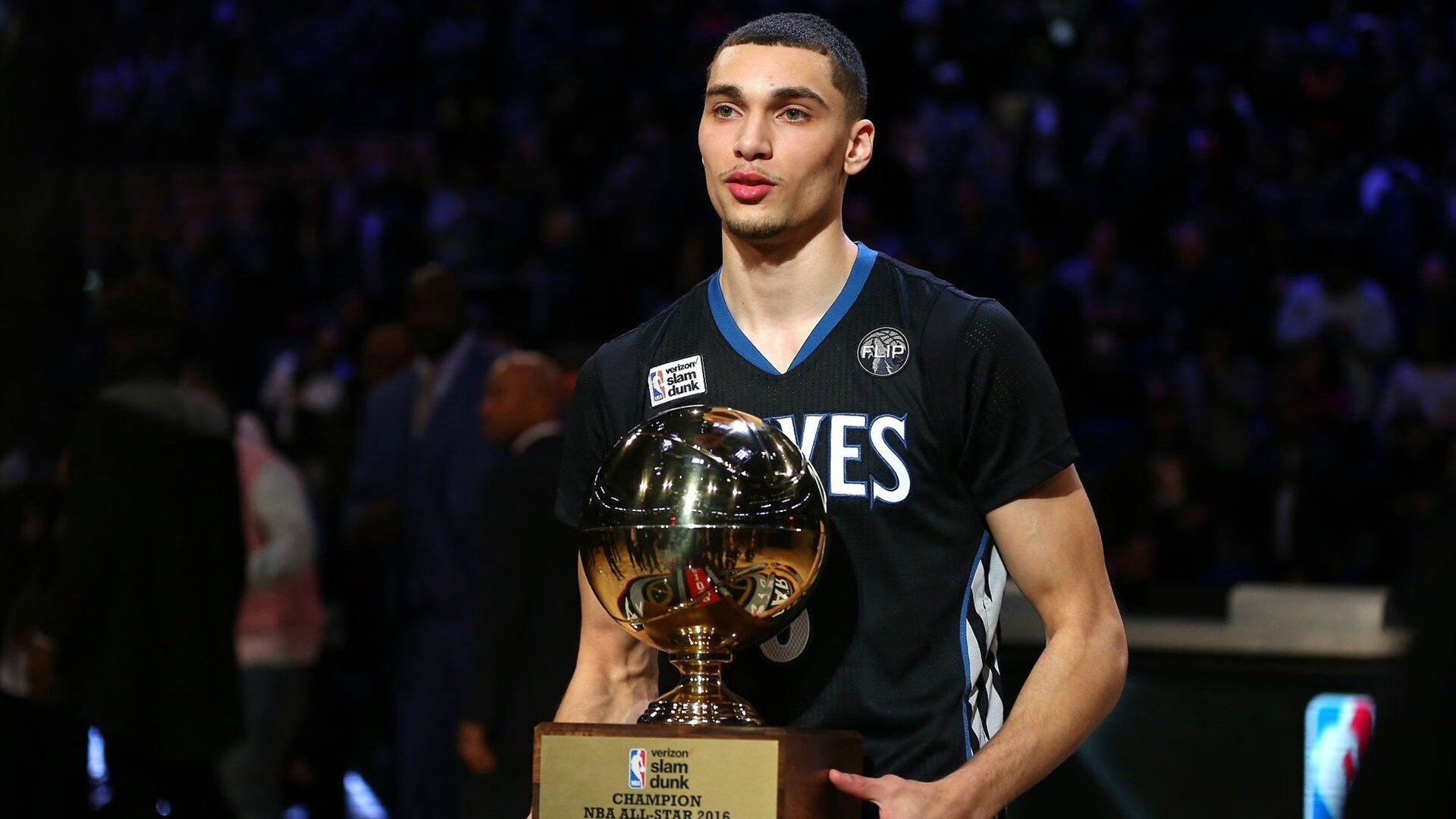 李娜携女儿亮相温网场边,李娜女儿叫什么名字